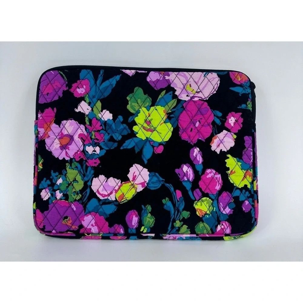 Vera Bradley Laptop Zipper Holder Floral Black‎